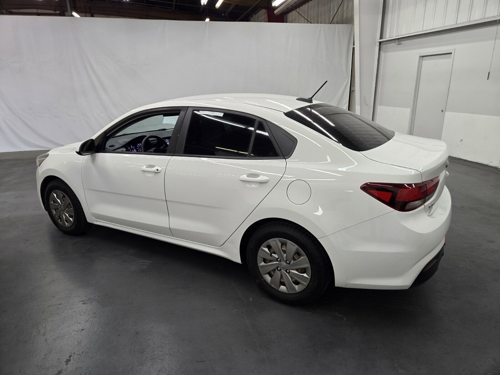 Used 2019 Kia Rio LX image 3