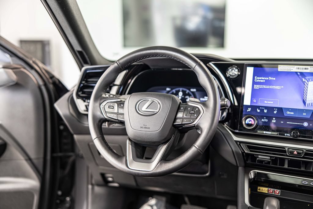 Used 2025 Lexus TX 350 AWD image 38