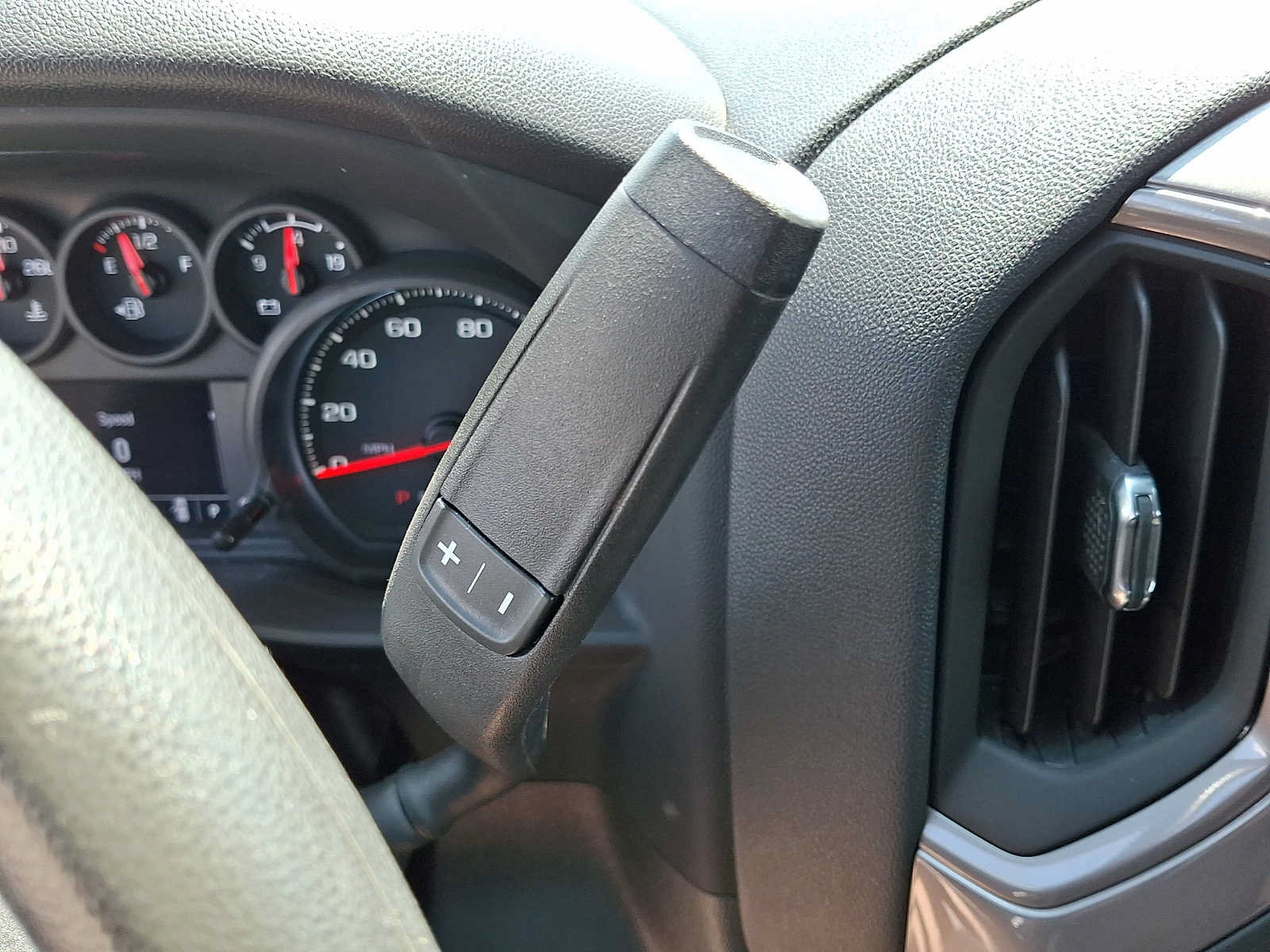 Certified 2022 Chevrolet Silverado 1500 Custom Trail Boss AWD/4WD image 14