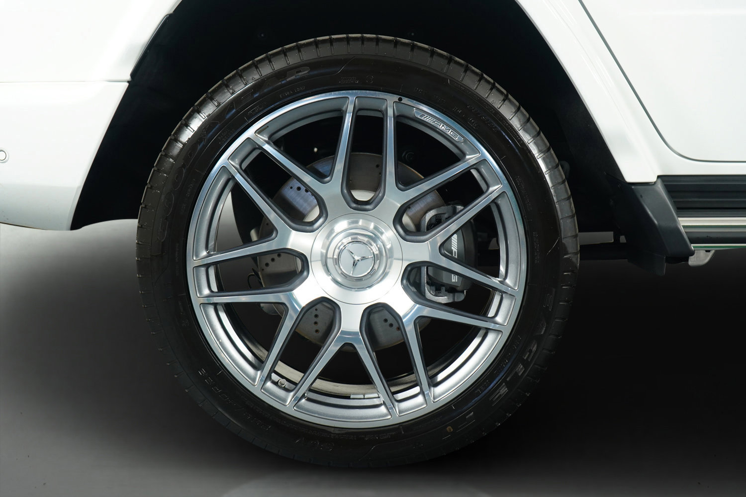 Used 2025 Mercedes-Benz G 63 AMG 4MATIC image 30