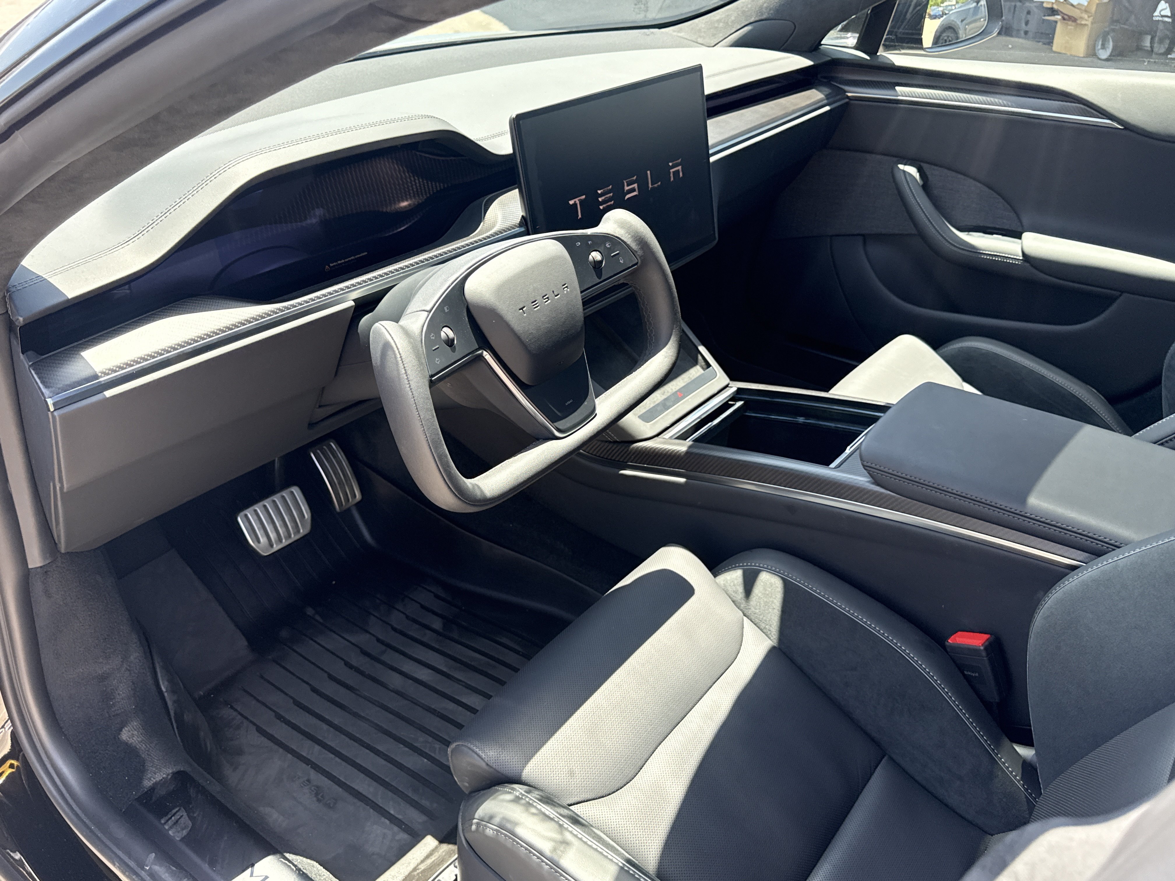 Used 2026 Tesla Model S Plaid AWD/4WD image 12