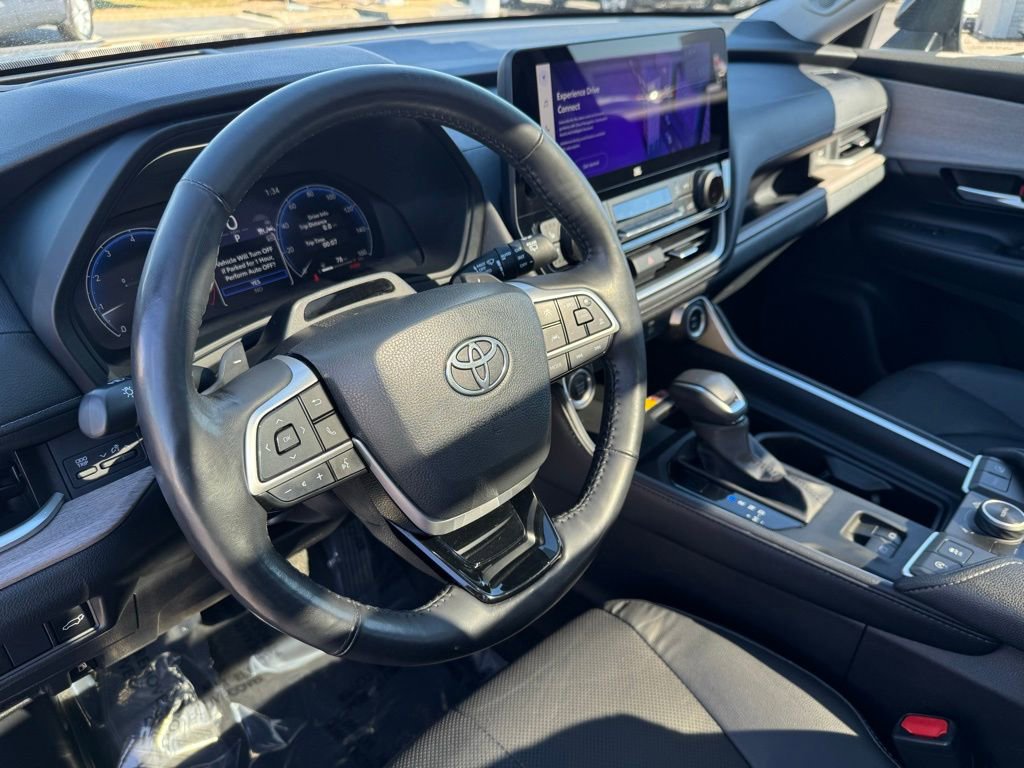 Used 2024 Toyota Grand Highlander Platinum image 16