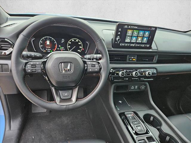 Used 2025 Honda Pilot TrailSport image 15