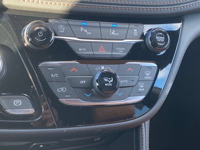 New 2026 Chrysler Pacifica Pinnacle AWD/4WD image 24