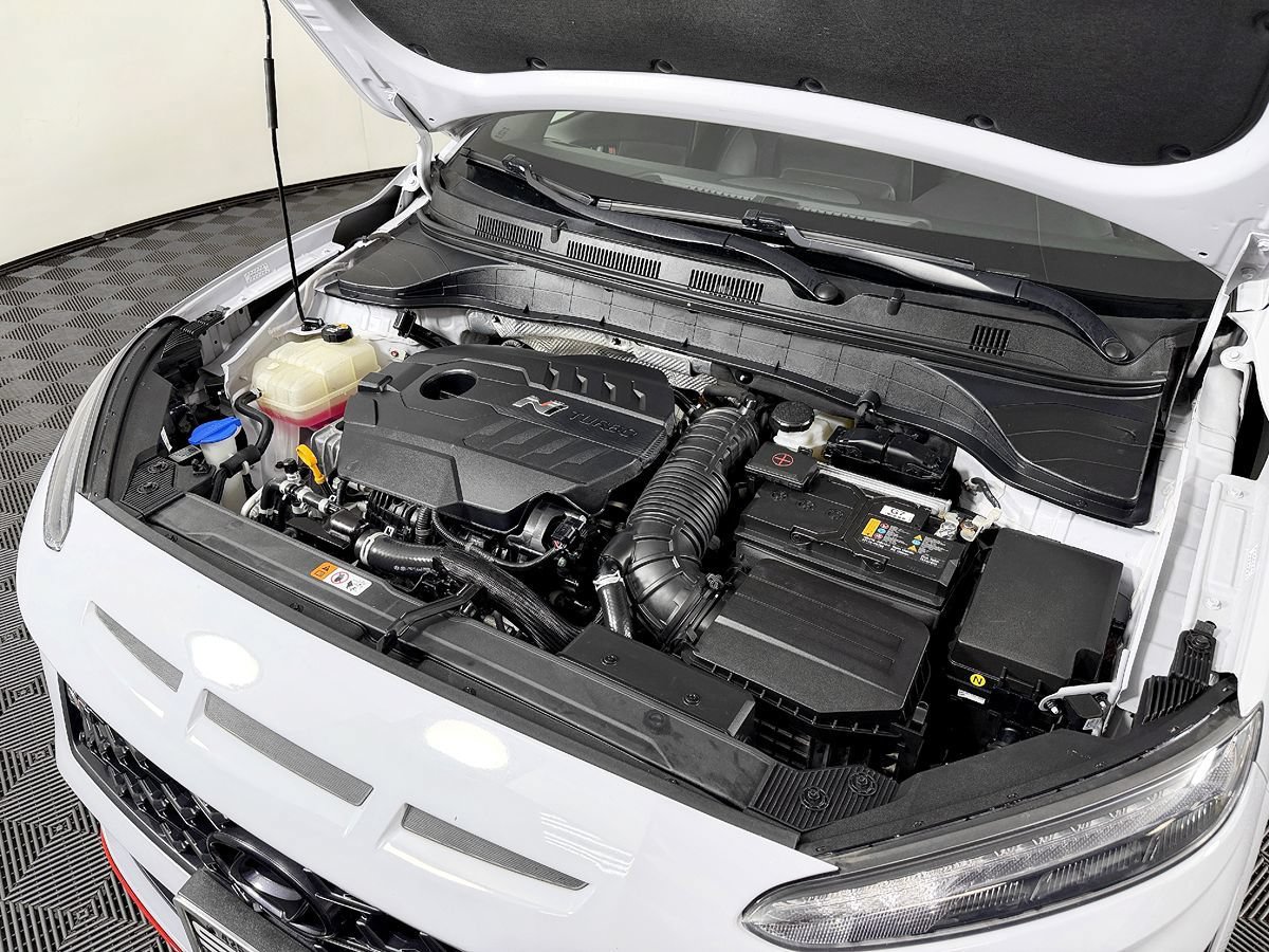 Used 2022 Hyundai Kona N FWD image 19