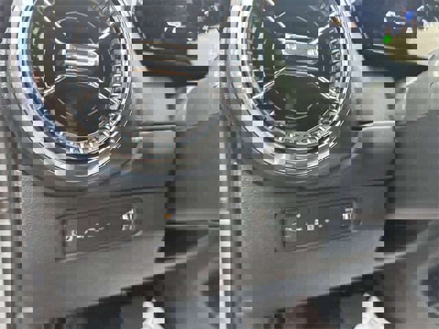 New 2025 Chevrolet Equinox EV LT w/ Convenience Package image 13