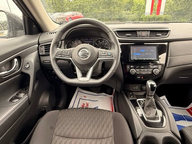 Certified 2020 Nissan Rogue SV w/ Premium Package AWD/4WD image 23