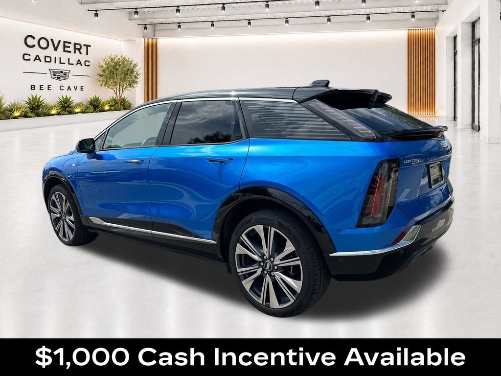 New 2025 Cadillac Optiq Luxury 2 w/ LPO, Floor Liner Package AWD/4WD image 10
