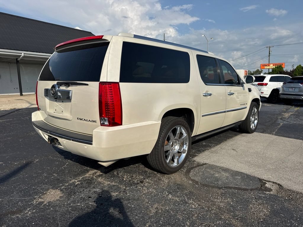 Used 2012 Cadillac Escalade ESV Luxury AWD/4WD image 10