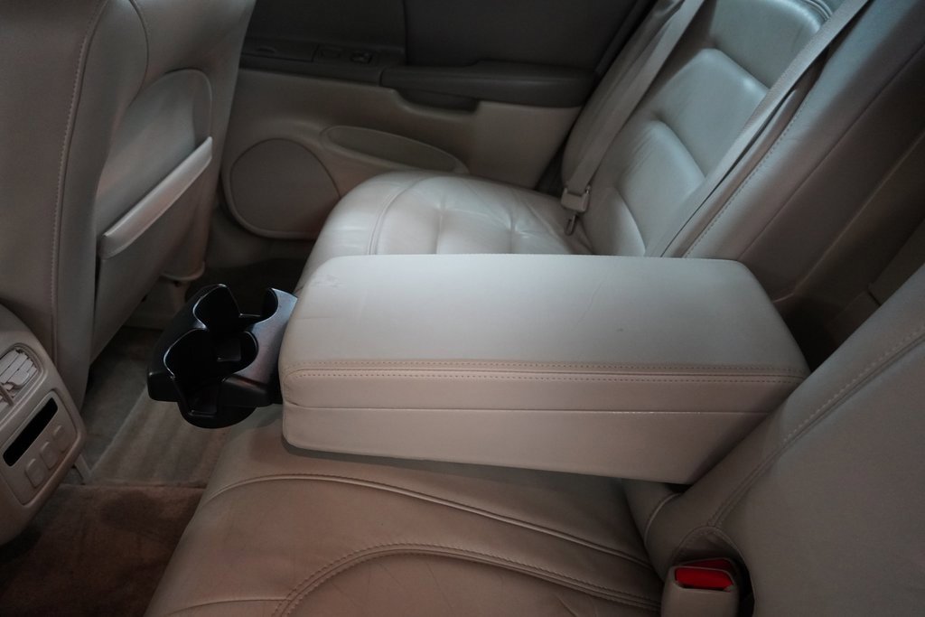 Used 2000 Cadillac De Ville w/ Comfort/Convenience Pkg image 24