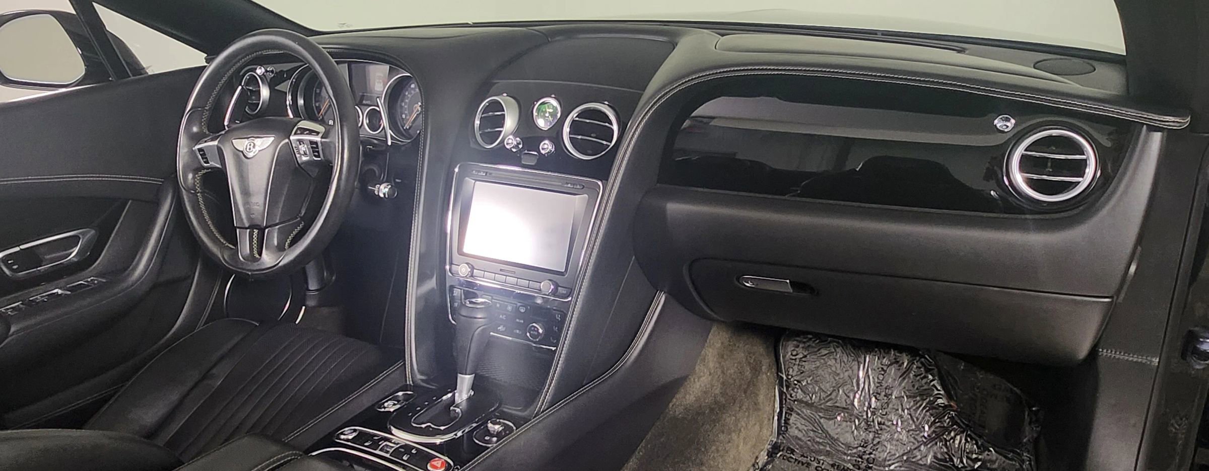 Used 2016 Bentley Continental GT image 33