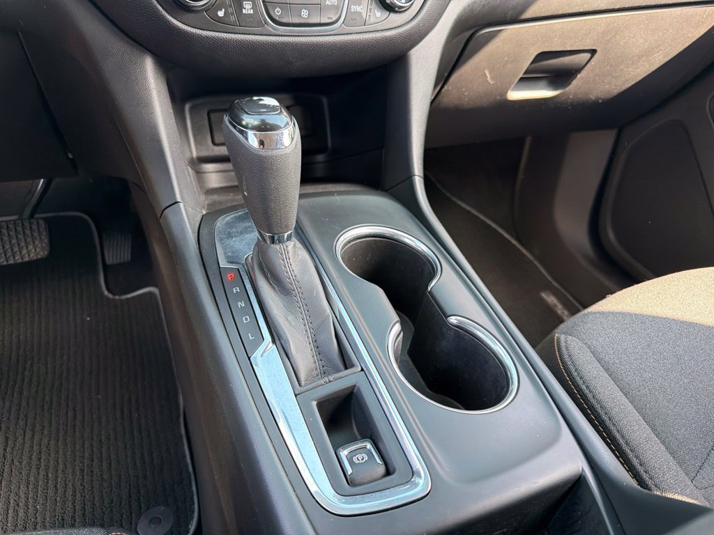 Used 2021 Chevrolet Equinox LT FWD image 18