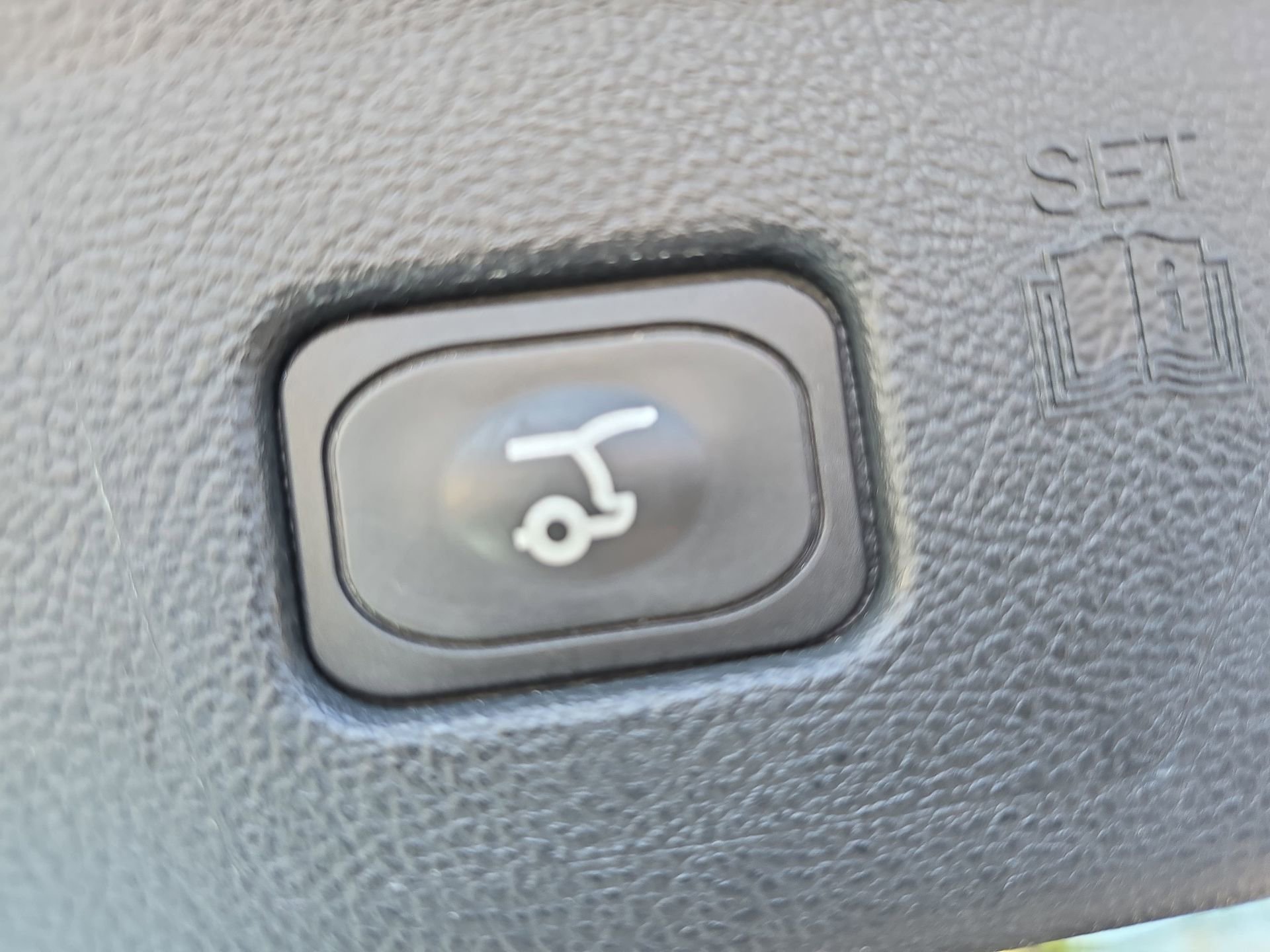 Used 2020 Ford Edge ST w/ Equipment Group 401A image 13