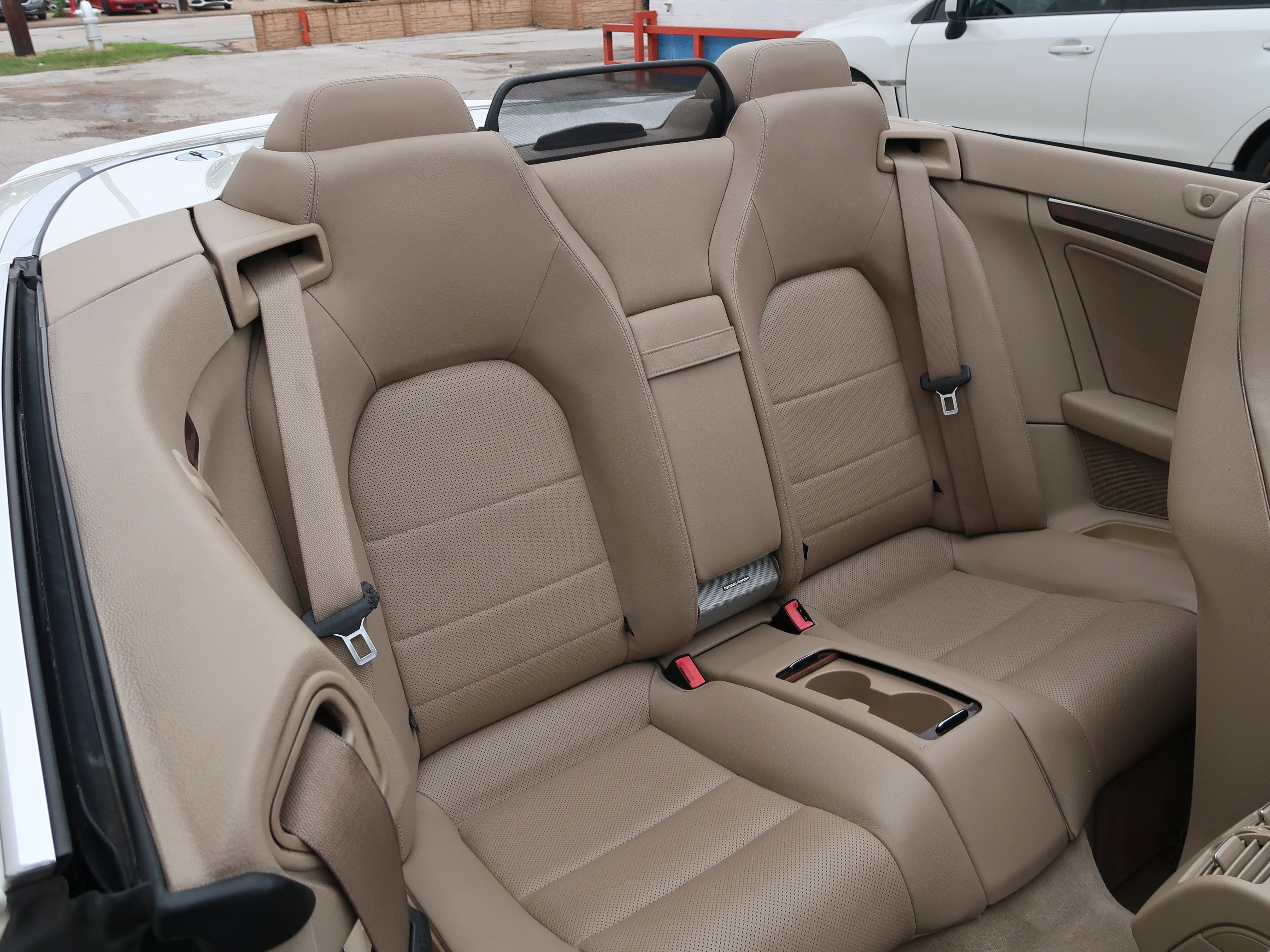 Used 2013 Mercedes-Benz E 550 Cabriolet image 34