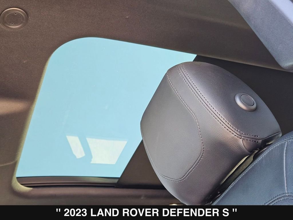 Used 2023 Land Rover Defender 110 S image 36