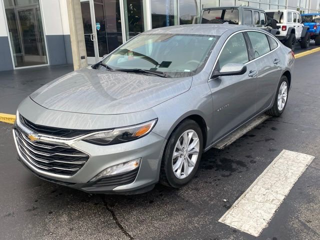 Used 2025 Chevrolet Malibu LT FWD image 4
