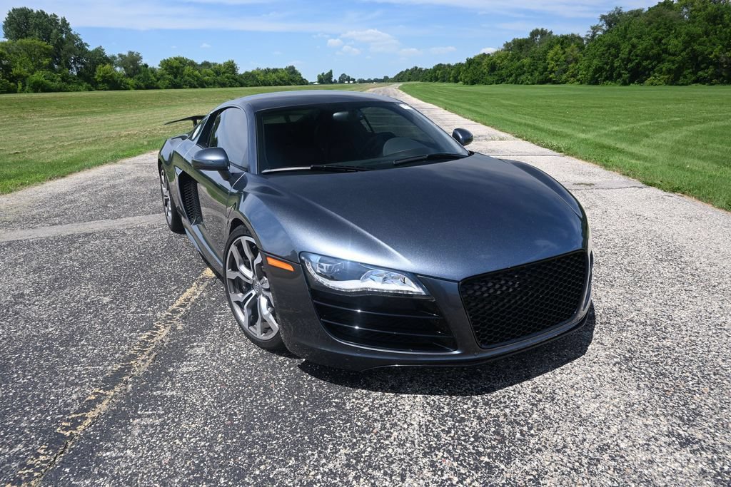Used 2011 Audi R8 V10 AWD/4WD image 5