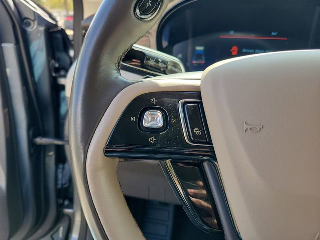 Used 2023 Lincoln Corsair Reserve w/ Jet Appearance Package image 14