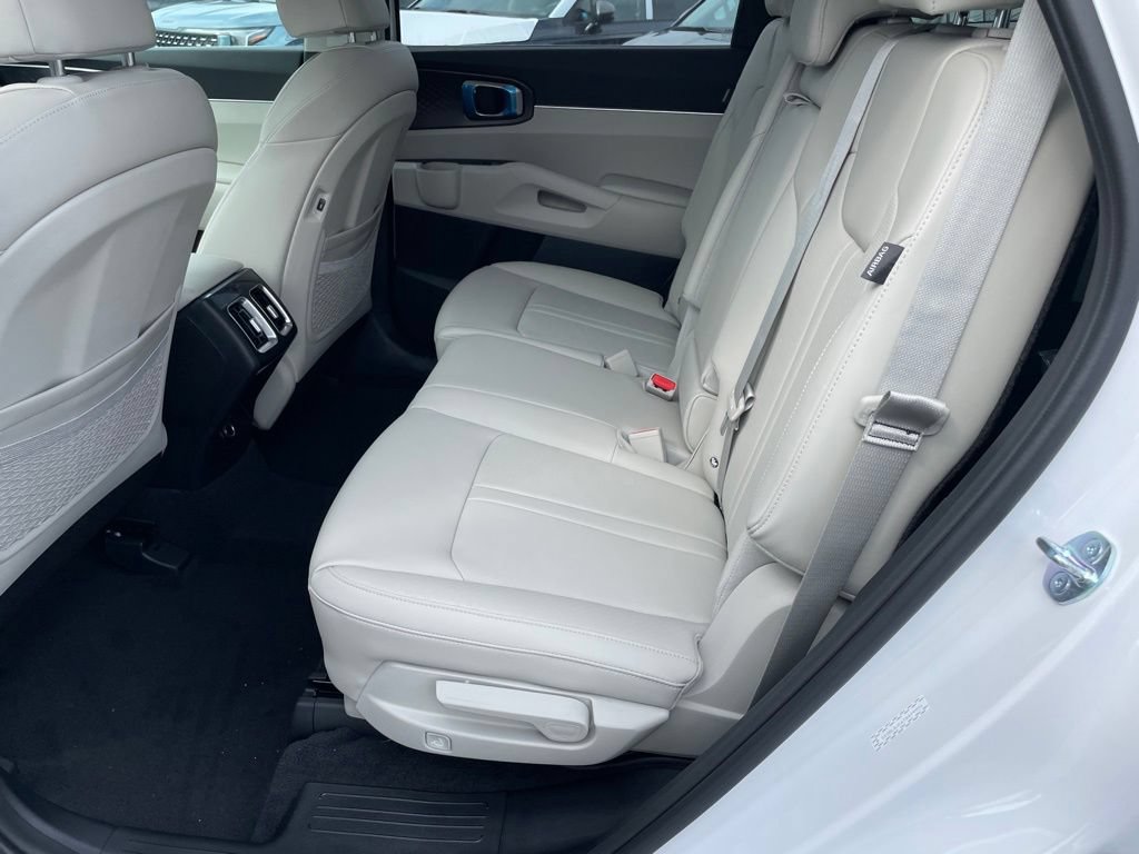 New 2026 Kia Sorento S FWD image 13