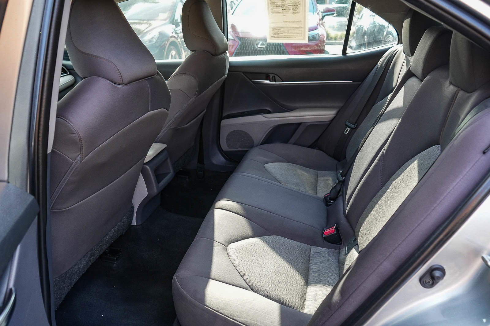 Used 2019 Toyota Camry LE w/ Carpet Mat Package FWD image 17