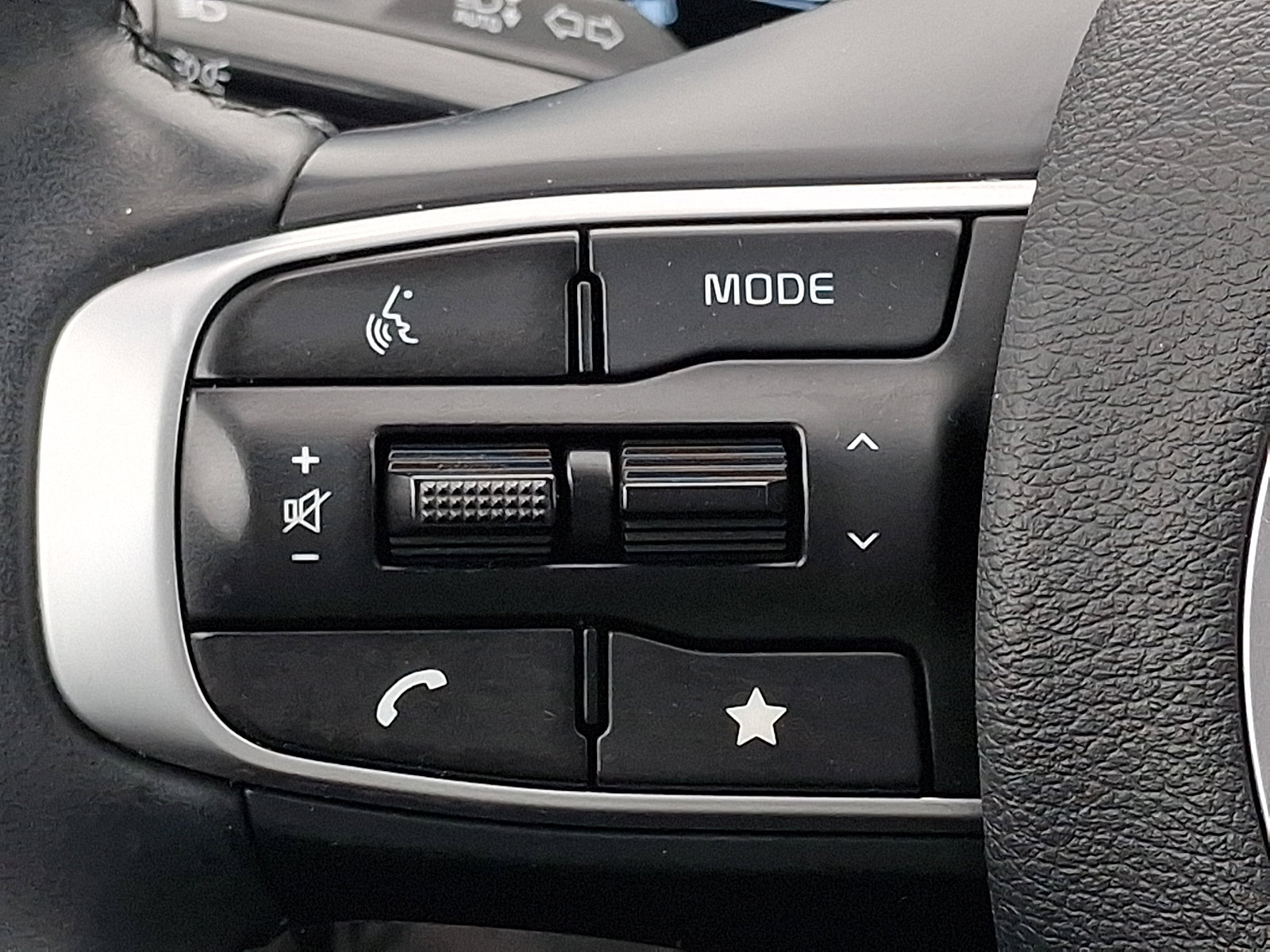 Used 2023 Kia Sportage X-Line w/ X-Line Premium Package image 23