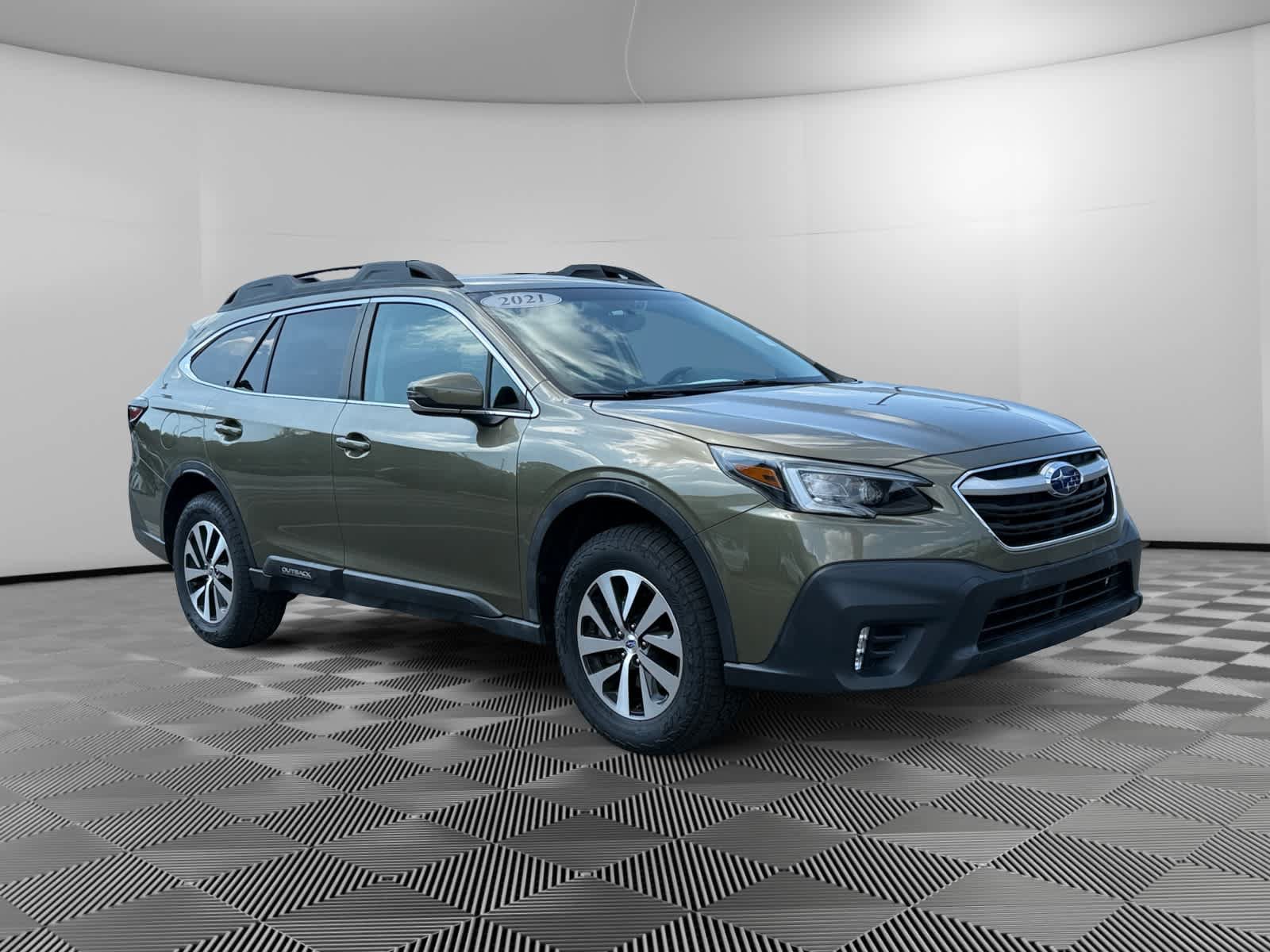 Used 2021 Subaru Outback Premium AWD/4WD image 7
