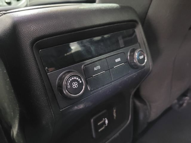 Used 2018 GMC Acadia SLE image 46