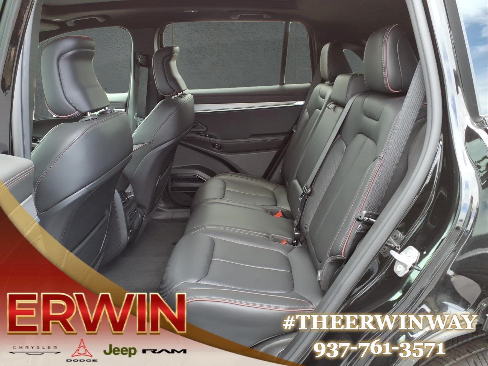 Used 2024 Jeep Wagoneer Launch Edition AWD/4WD image 25