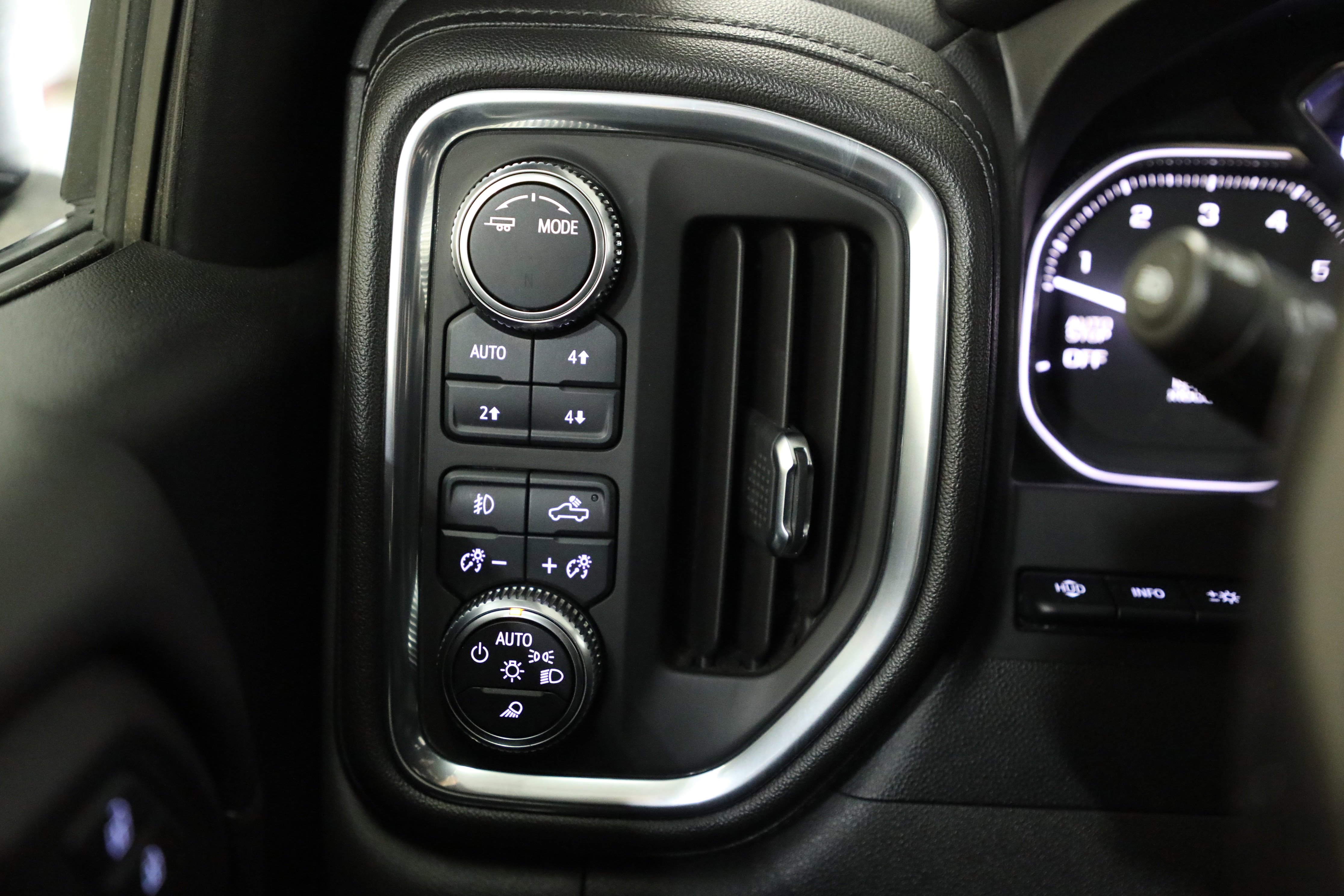 Used 2021 GMC Sierra 1500 Denali w/ Denali Ultimate Package image 8