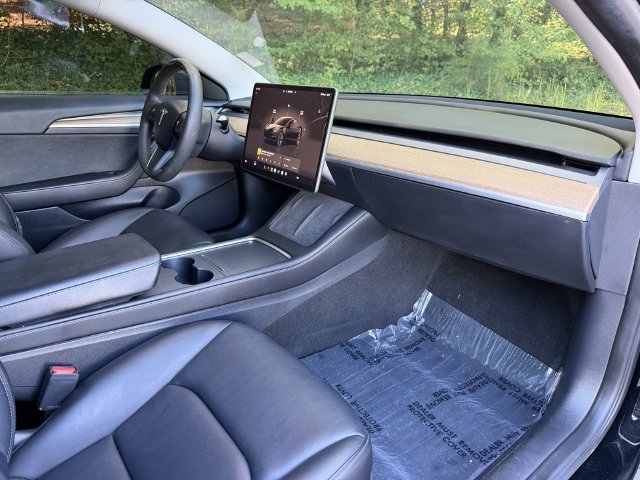 Used 2023 Tesla Model 3 Standard Range RWD image 30