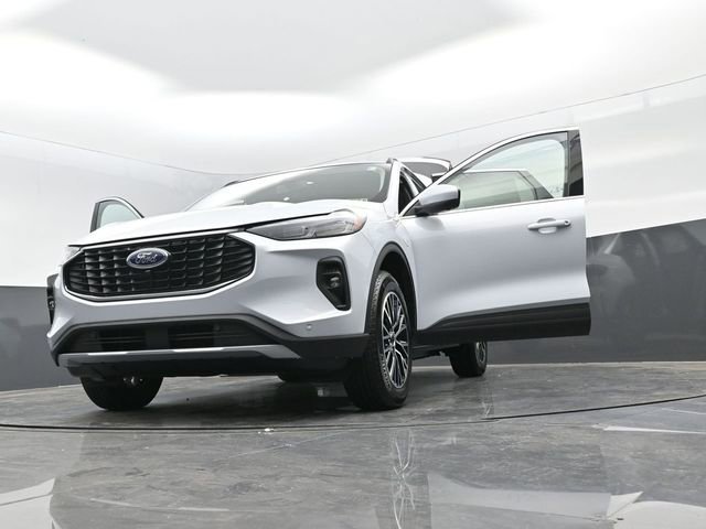 New 2025 Ford Escape SE w/ PHEV Premium Package image 31