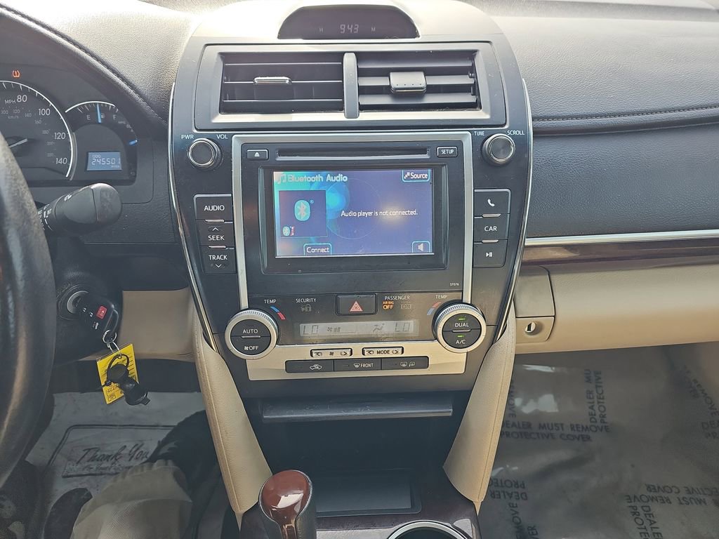 Used 2013 Toyota Camry XLE FWD image 24