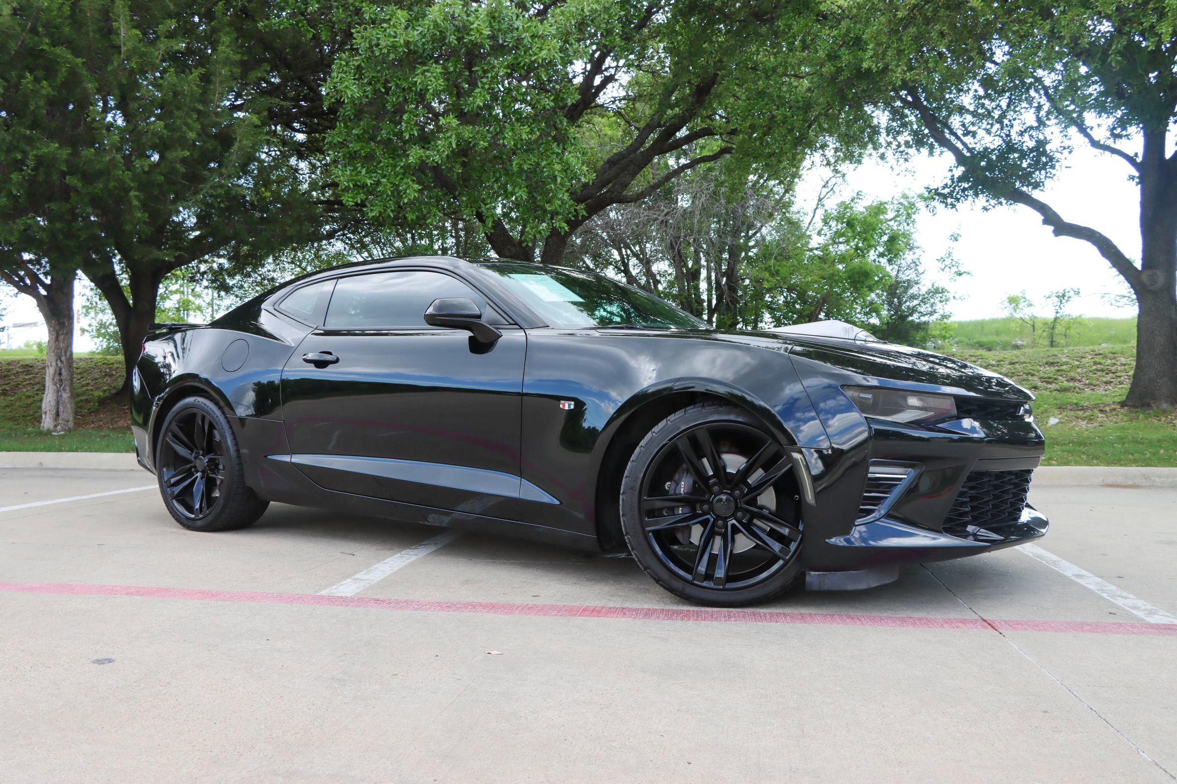 Used 2018 Chevrolet Camaro SS image 1
