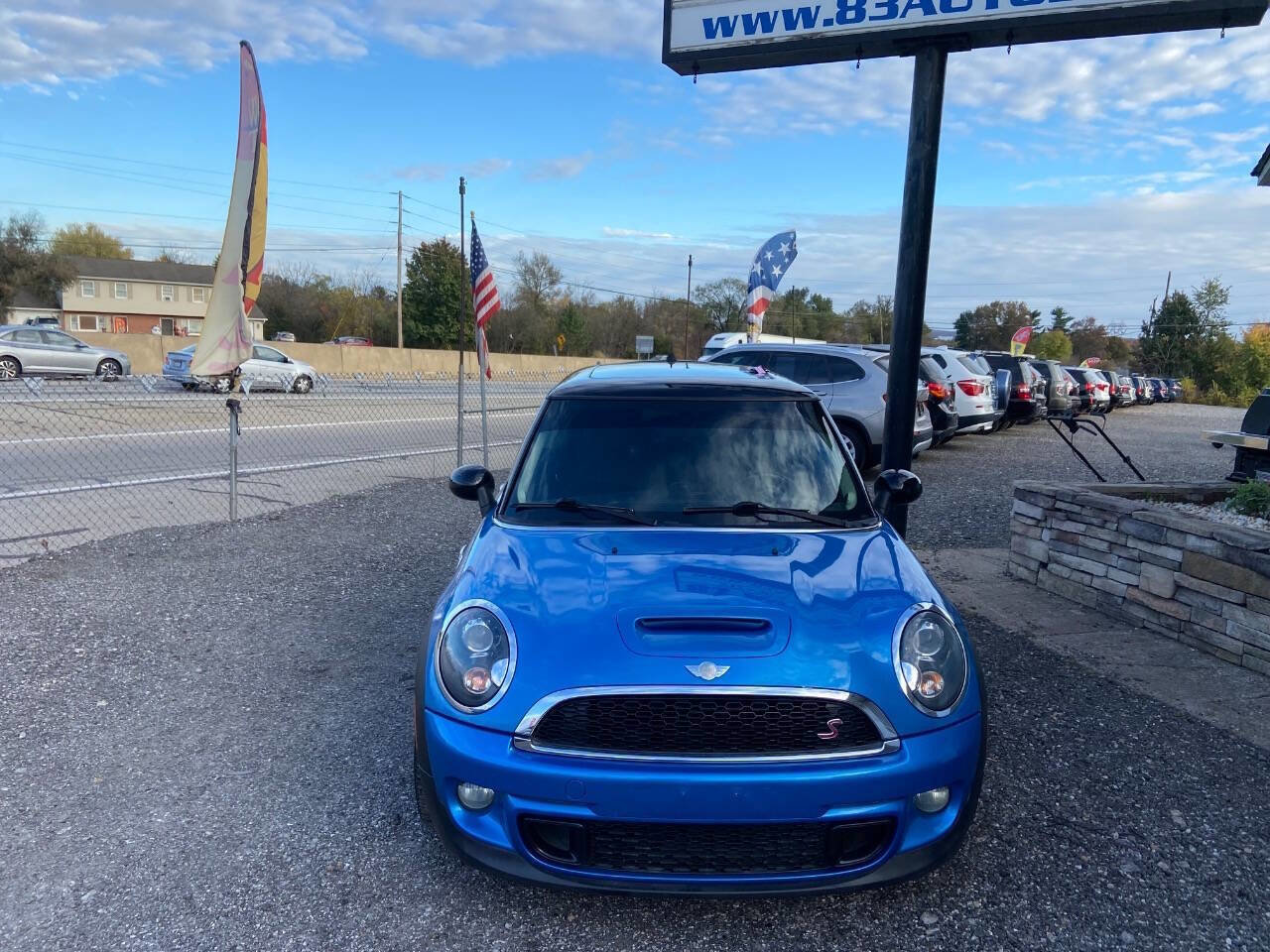 Used 2011 MINI Cooper S image 2