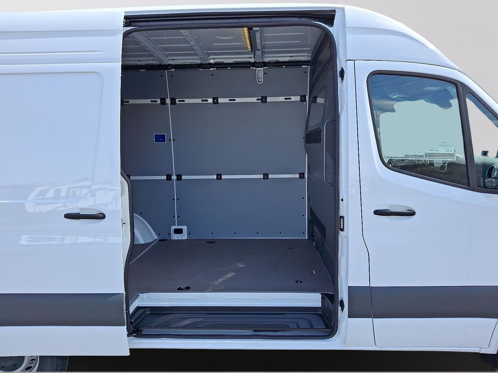 New 2026 Mercedes-Benz Sprinter 2500 image 7