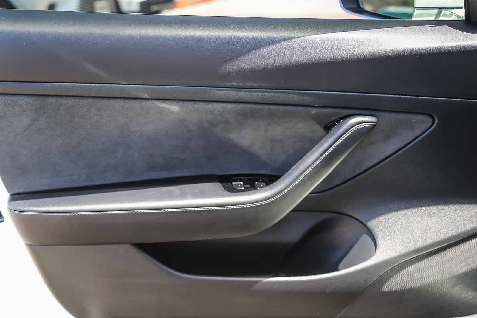 Used 2020 Tesla Model 3 Standard Range Plus RWD image 20