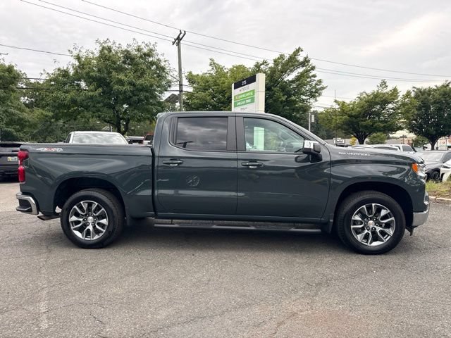 Used 2025 Chevrolet Silverado 1500 LT AWD/4WD image 18