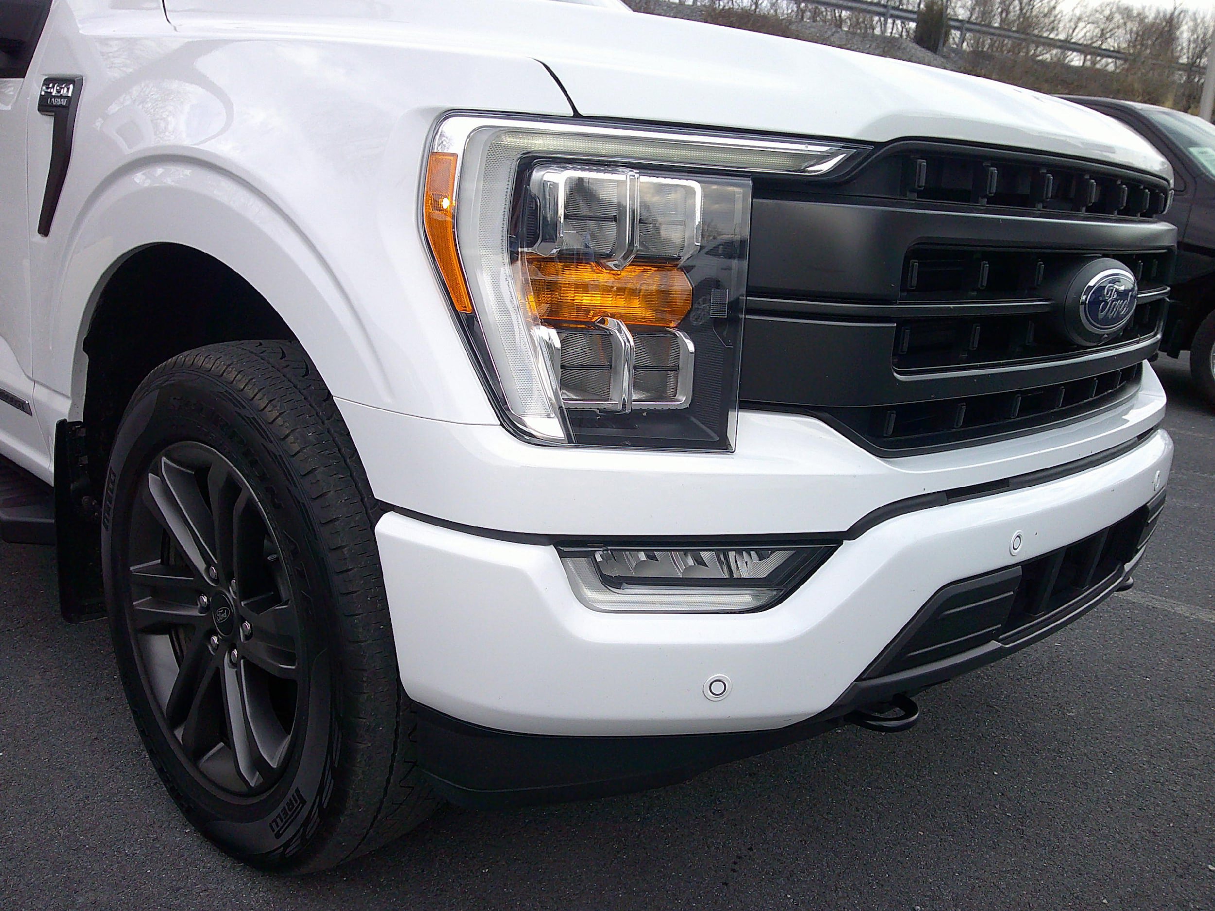 Used 2022 Ford F150 Lariat w/ Max Trailer Tow Package image 3