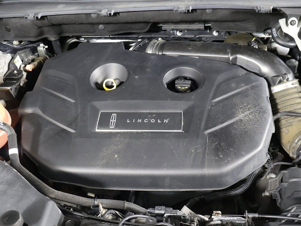 Used 2019 Lincoln MKC Premiere image 12