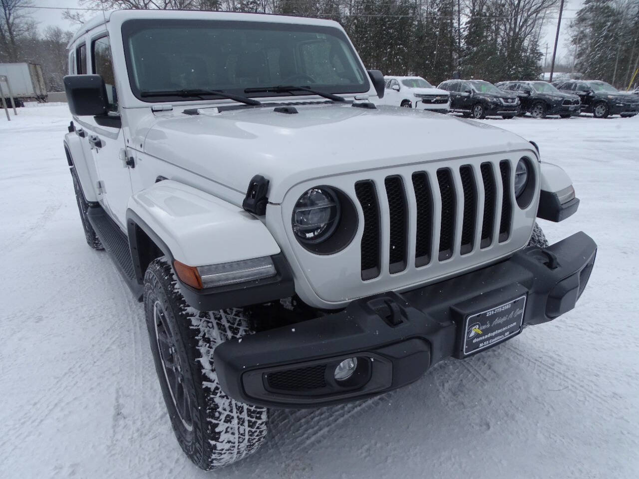 Used 2021 Jeep Wrangler Unlimited Sahara AWD/4WD image 5