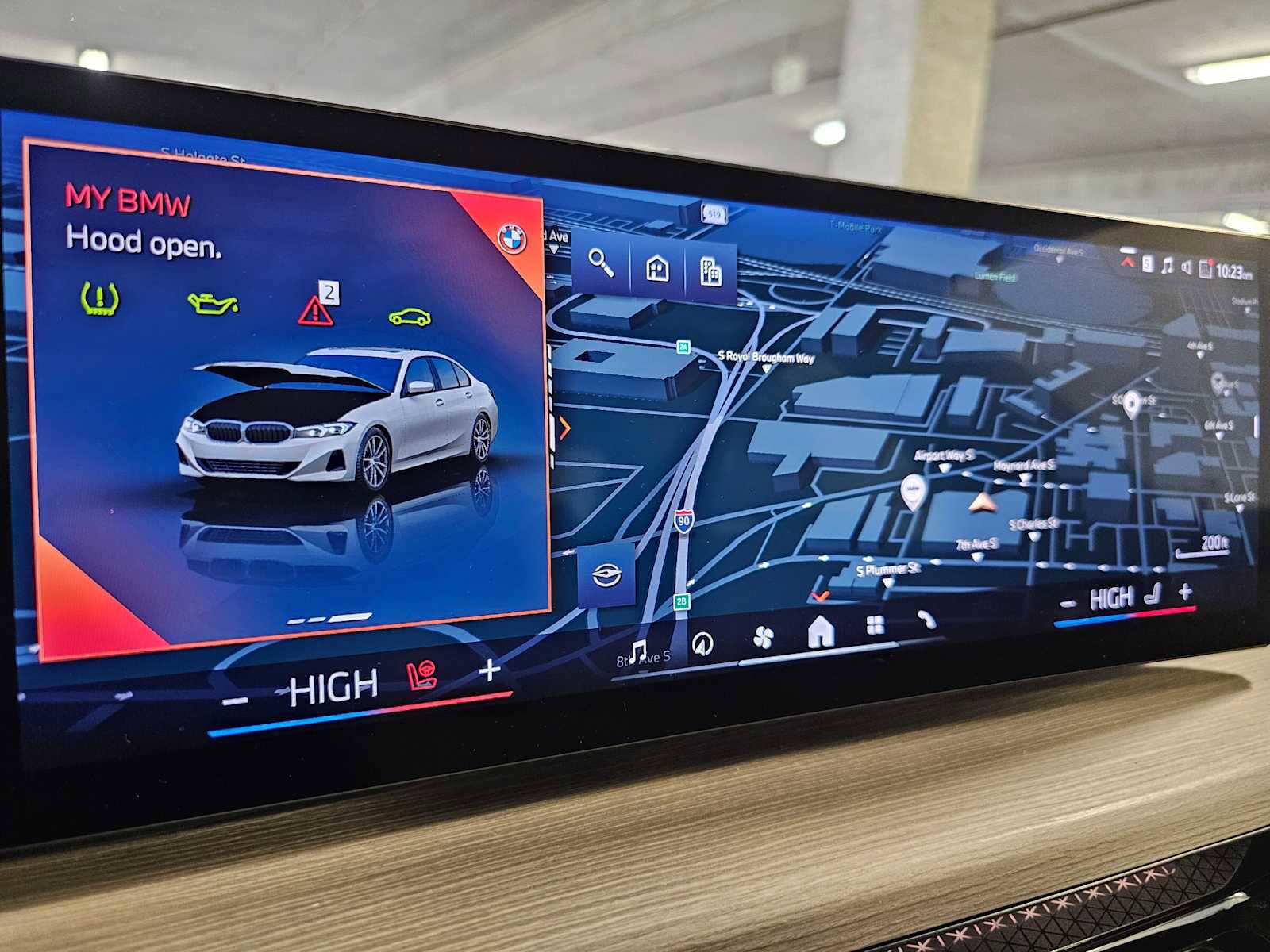 Used 2025 BMW 330i xDrive 330i xDrive w/ Premium Package image 14