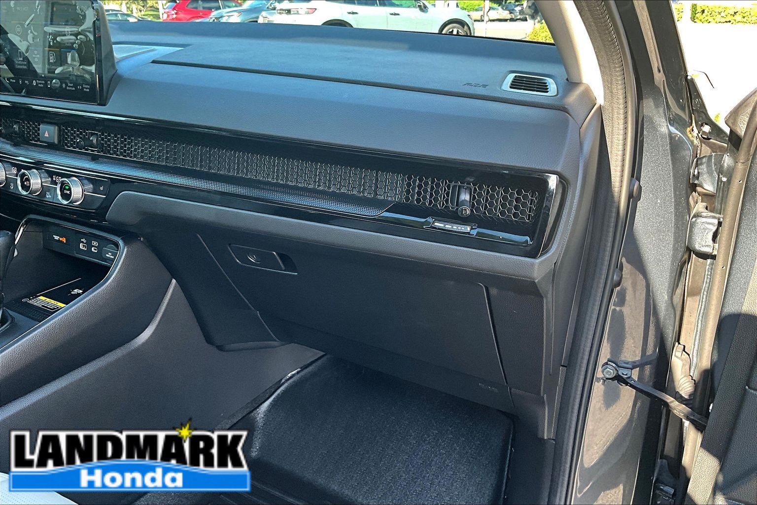 Used 2024 Honda CR-V EX-L image 16