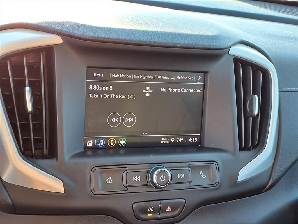 Used 2023 GMC Terrain SLE w/ Driver Convenience Package image 9