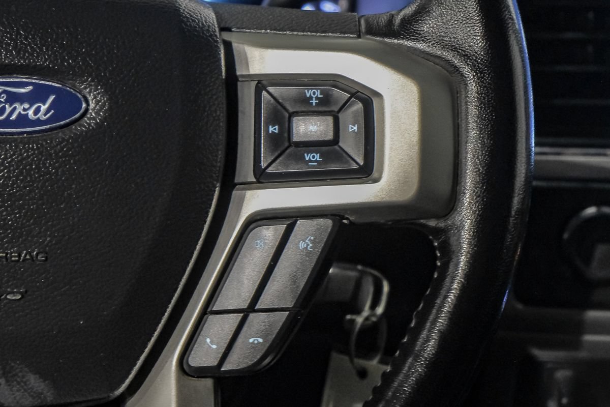 Used 2022 Ford F350 Lariat w/ Lariat Value Package AWD/4WD image 17