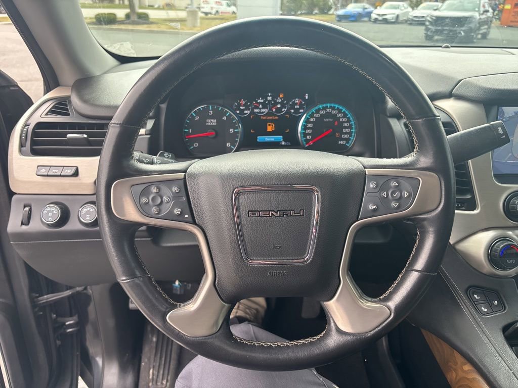 Used 2020 GMC Yukon Denali w/ Denali Ultimate Package AWD/4WD image 22
