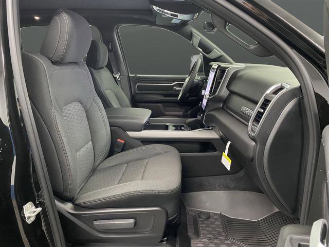 New 2026 RAM 1500 4x4 Crew Cab image 35