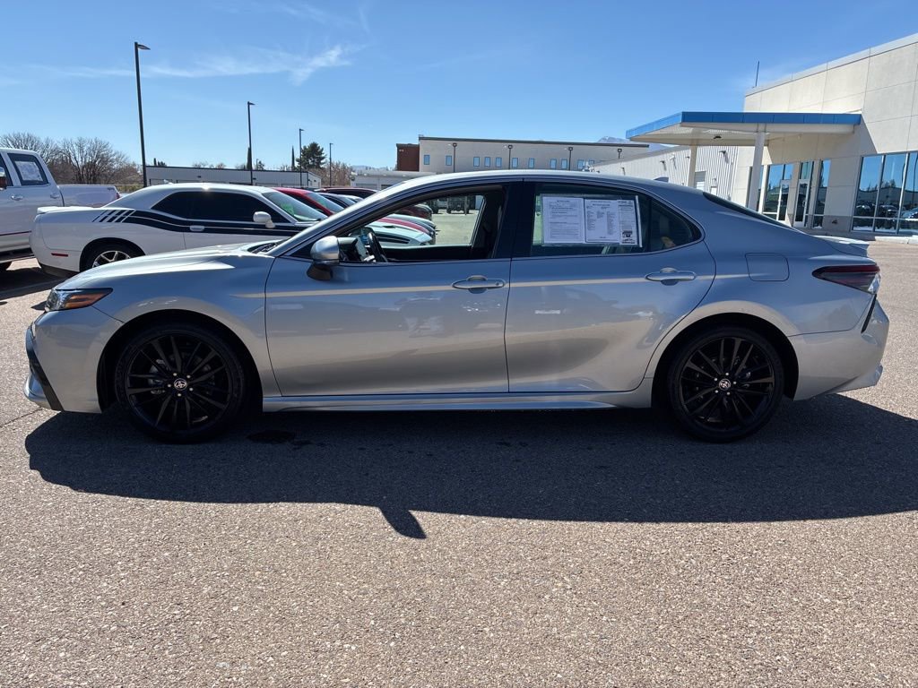 Used 2023 Toyota Camry XSE FWD image 2