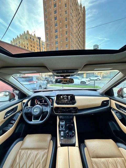 Certified 2023 Nissan Rogue Platinum w/ Platinum Premium Package image 31