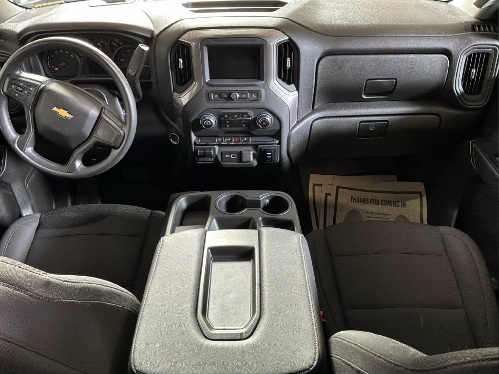 Used 2025 Chevrolet Silverado 3500 W/T AWD/4WD image 27