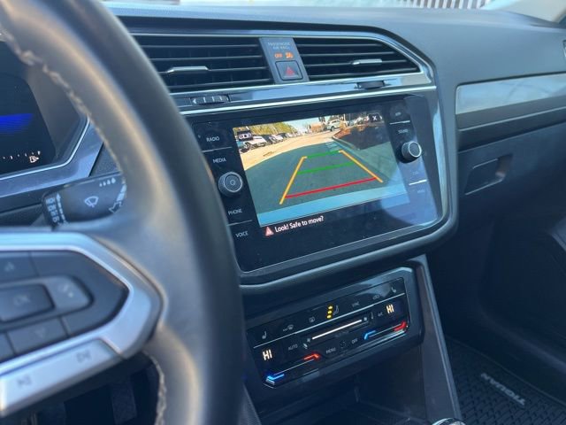 Used 2024 Volkswagen Tiguan SE image 24